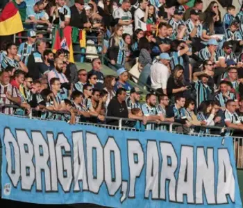 Grêmio vende todos os ingressos para encarar o Estudiantes e tema repercute: “Gigante”