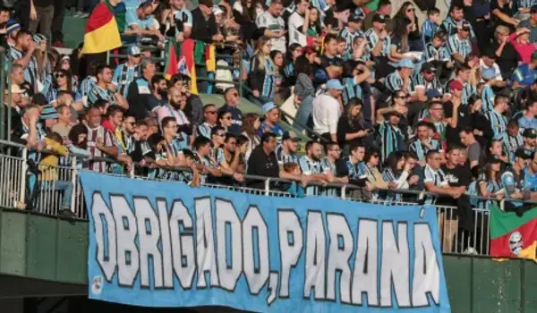 Grêmio vende todos os ingressos para encarar o Estudiantes e tema repercute: “Gigante”